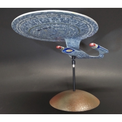Model Plastikowy - Statek kosmiczny Star Trek U.S.S. Enterprise-D (Snap) - AMT1126